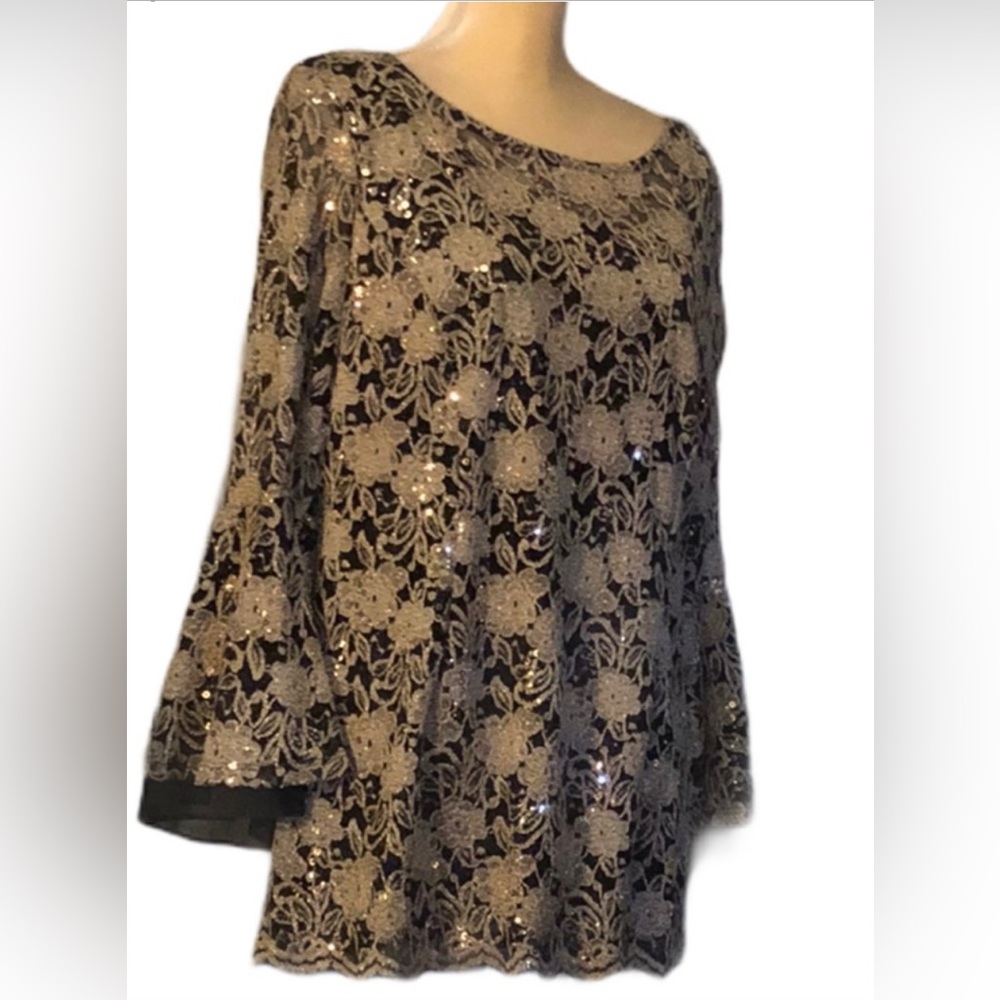 Onyx nite beautiful gold/ black evening top